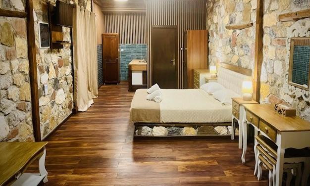 Ataviros Hotel Émbonas Eksteriør bilde